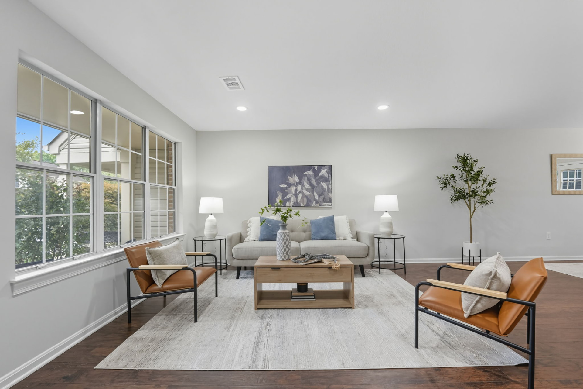 The same Phoenix living room after professional vacant staging